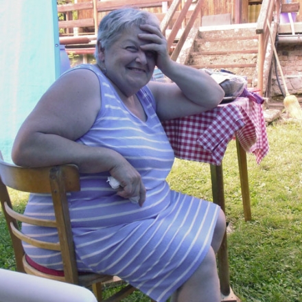 Věra Linhartová